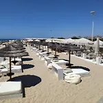 Apartamento De Do Conde Com Vista A Mar