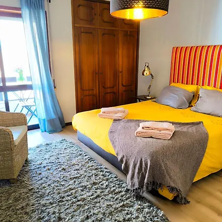 Apartamento De Do Conde Com Vista A Mar *